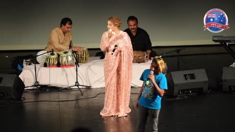 NASEEBO LAL PERFORMING JAAN TE BANI LIVE WITH HER SON MURAD HUSSAIN PERTH SHOW
