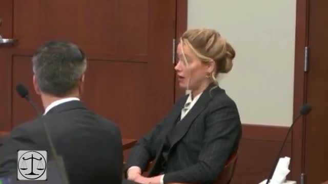 Johnny Depp Entering Court - Amber Heard Reacts