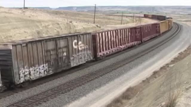 UP3199 Head-end Helpers on UP6358 West - MP386 - UP Nampa Sub, ID