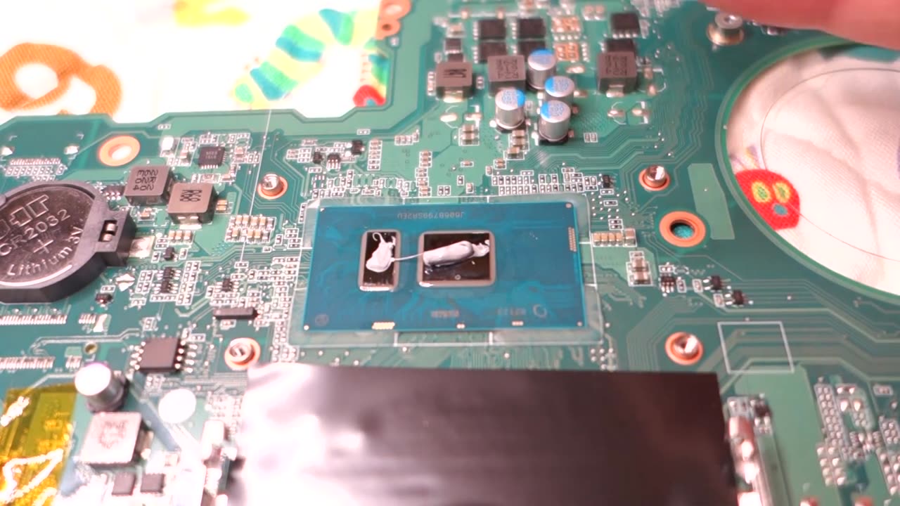 NEC LAVIE NS350/E add SSD + memory