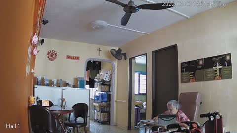 hallfront day n night 20220303