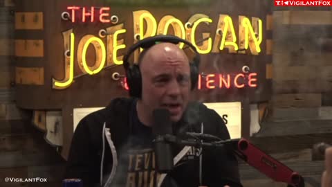 "[Biden] Looks Like a Walking Dead Man!" - Joe Rogan Compares Senile Joe to the Ageless Donald Trump