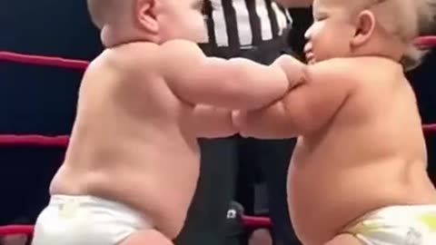 Baby's fite funny