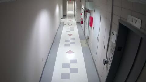 8801VZN01Elevator_2021-01-06_10h00min00s580ms.mp4