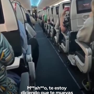 Dos pasajeros discuten en un avión, pero no hubo entendimiento