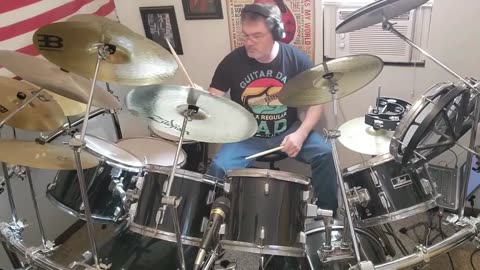 "Hotel California" (Instrumental Cover) One Man Dan