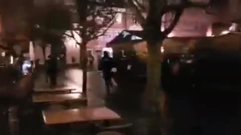 German police arrests Santa Claus for not wearing a mask at Stralsund Christmas market.