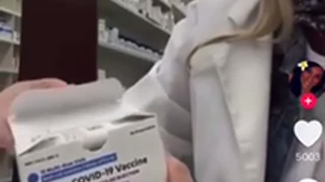 Pharmacist Opens J&J Vaccine and the insert is blank