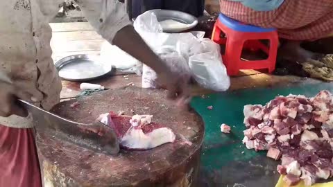 Cow meat cutting skills by expert man