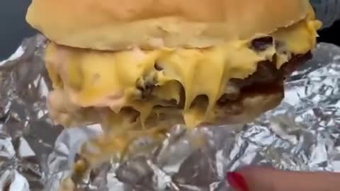 cheeseburger