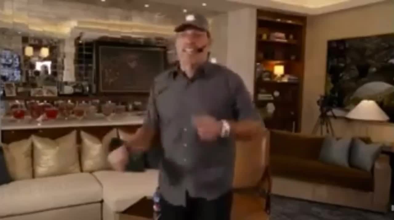 ***BANNED*** Tony Robbins Redpills The World On The Covid Fraud (FULL VIDEO)