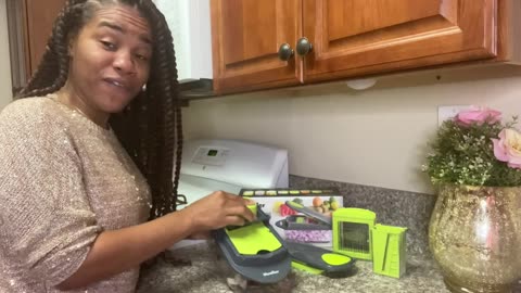 8 Blade Vegatable Home Essentials & Kitchen Gadgets, Salad Chopper