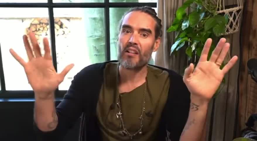 Liberals Are LOSING IT Over Russell Brand Destroying Justin Trudeau