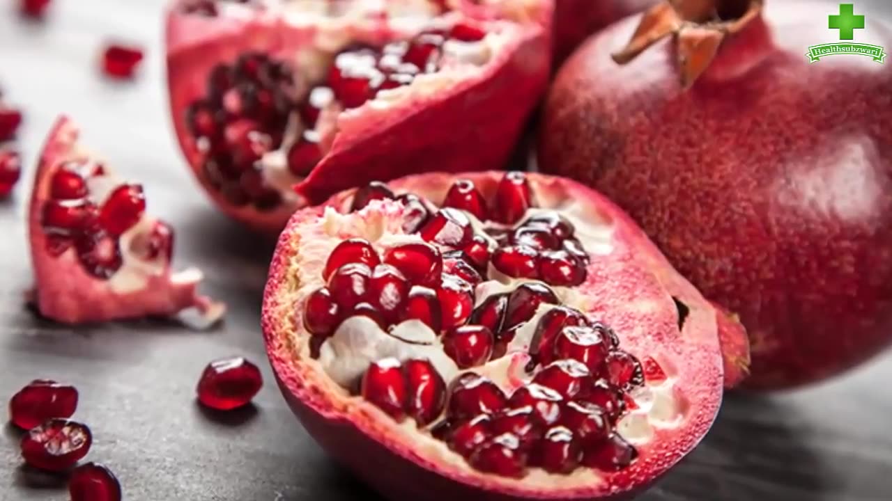 Eat Pomegranate On Empty Stomach In Morning & See What Happens