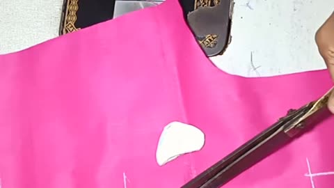 Blouse back cutting