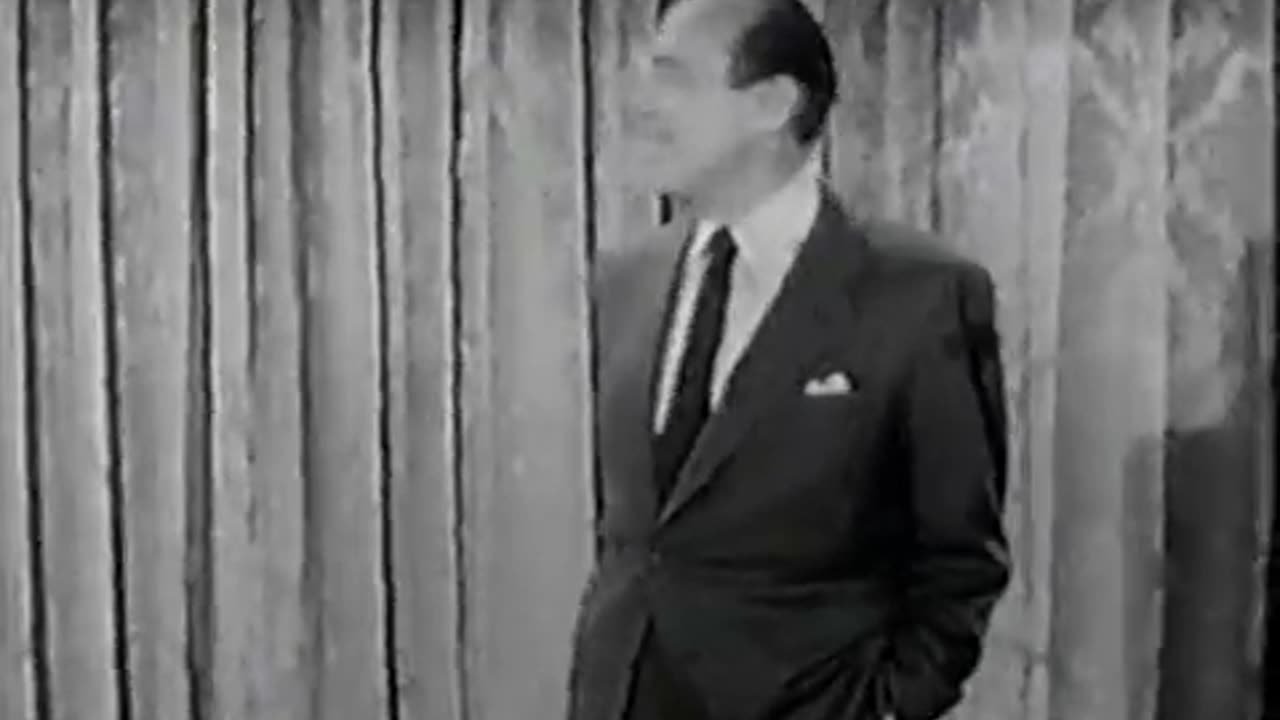 The Jack Benny Program - Jack Goes to Psychiatrist with Oscar Levant