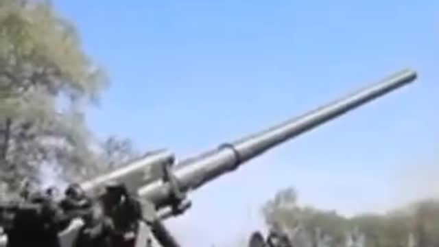 Russian artillery fire up on Ukranian position