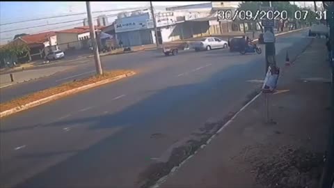 car crash compilation 2021 March best car crash compilation video Car Crashes Time (41