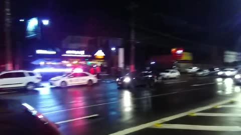 Protesto em frente a empresa de Nego Di