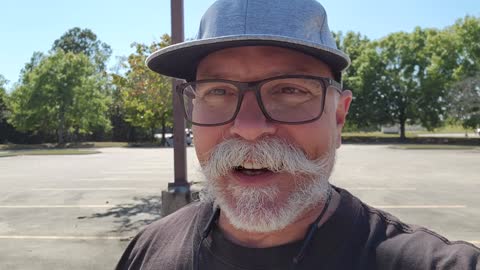 WALKING BEAUMONT TEXAS USA