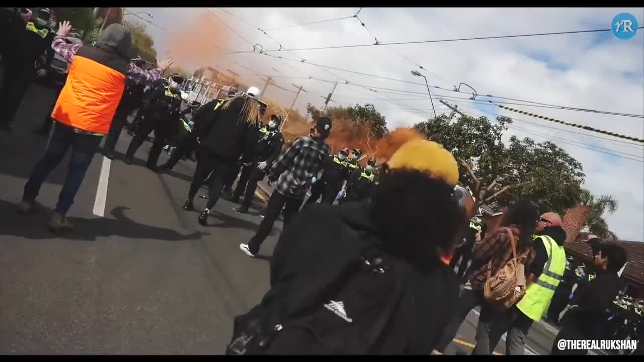 Tyranny in Australia. Prevent this by not complying to the mask...take it off and breathe.