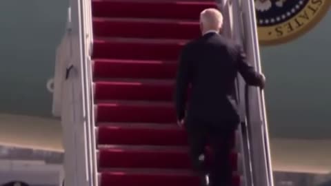 Biden fall 3 times