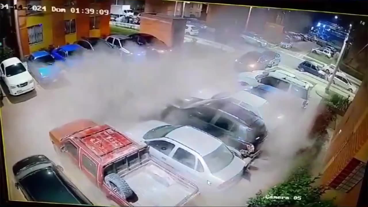 EXPLOSION DE CARRO TUNJA