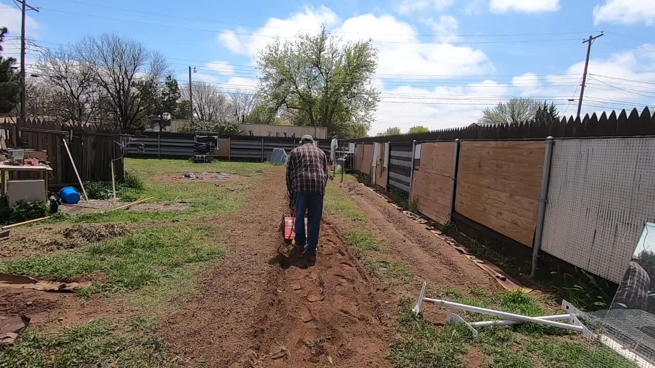 Troy Bilt Super Bronco Rototiller