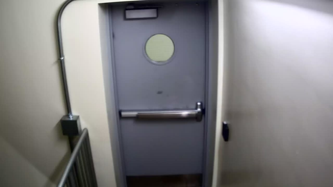 6162RHOBGRRGST2StairwellSide_2021-01-06_14h40min02s657ms.mp4