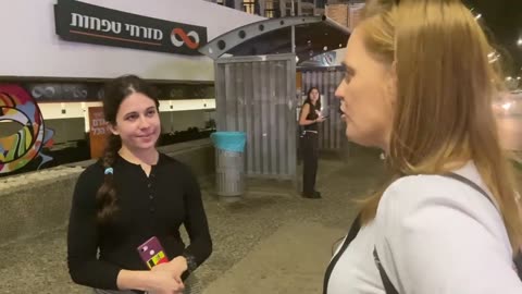 Crowd gathers to ask questions about Yeshua & man upset over cousin’s murder #oc