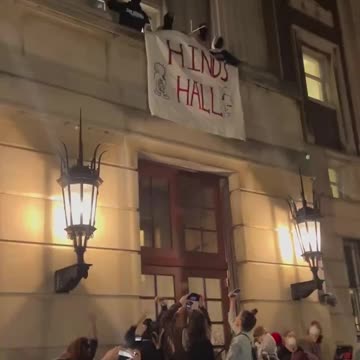 Columbia protesters break windows, refusing to shut down their pro-Hamas protest.
