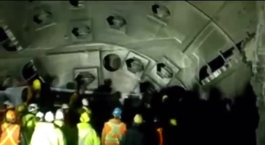D.U.M.B.S & TUNNELS WORLDWIDE CONNECTED