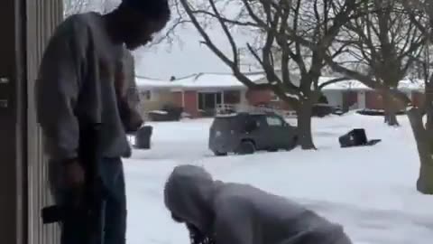 Best way to deter a porch pirate!!!