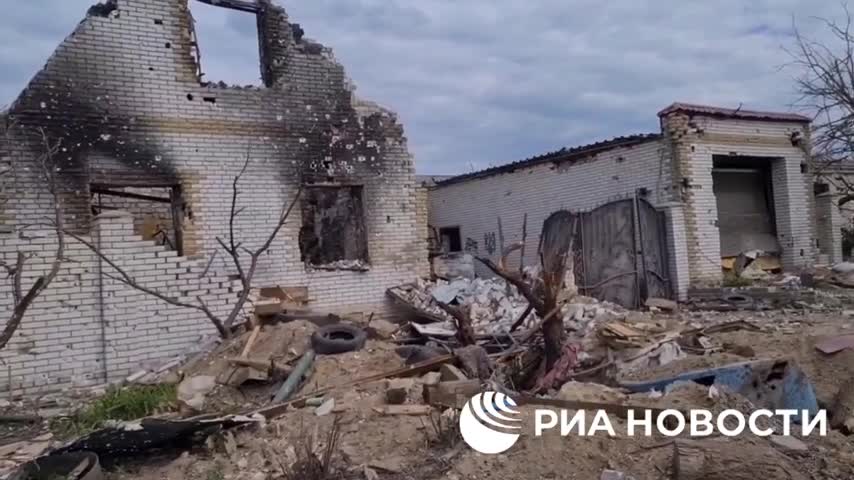 Ukrajinští vojáci na ústupu stříleli na obytný sektor z minometů