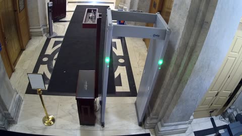 0163USCH01HouseCarriageDoor_2021-01-06_05h04min12s870ms.mp4