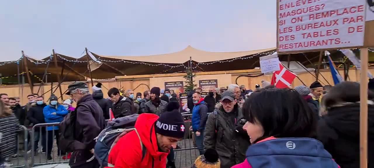 Manifestation Annecy le 04 12 2021
