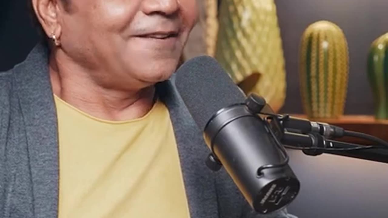 Funny video of Rajpal Yadav podcast with BeerBiceps!!