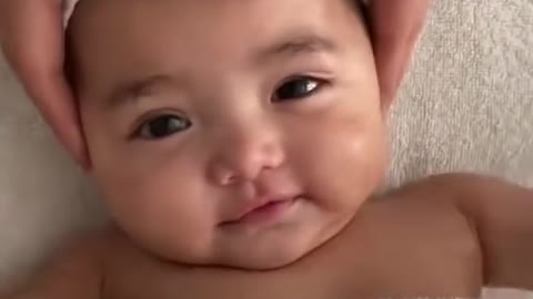 CUTENESS OVERLOAD!! BABY GIRL FACE SPA😍(Baby massage)