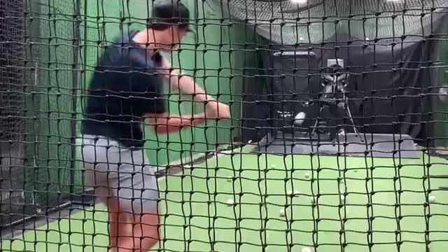 UCSD commit swinging the lumber