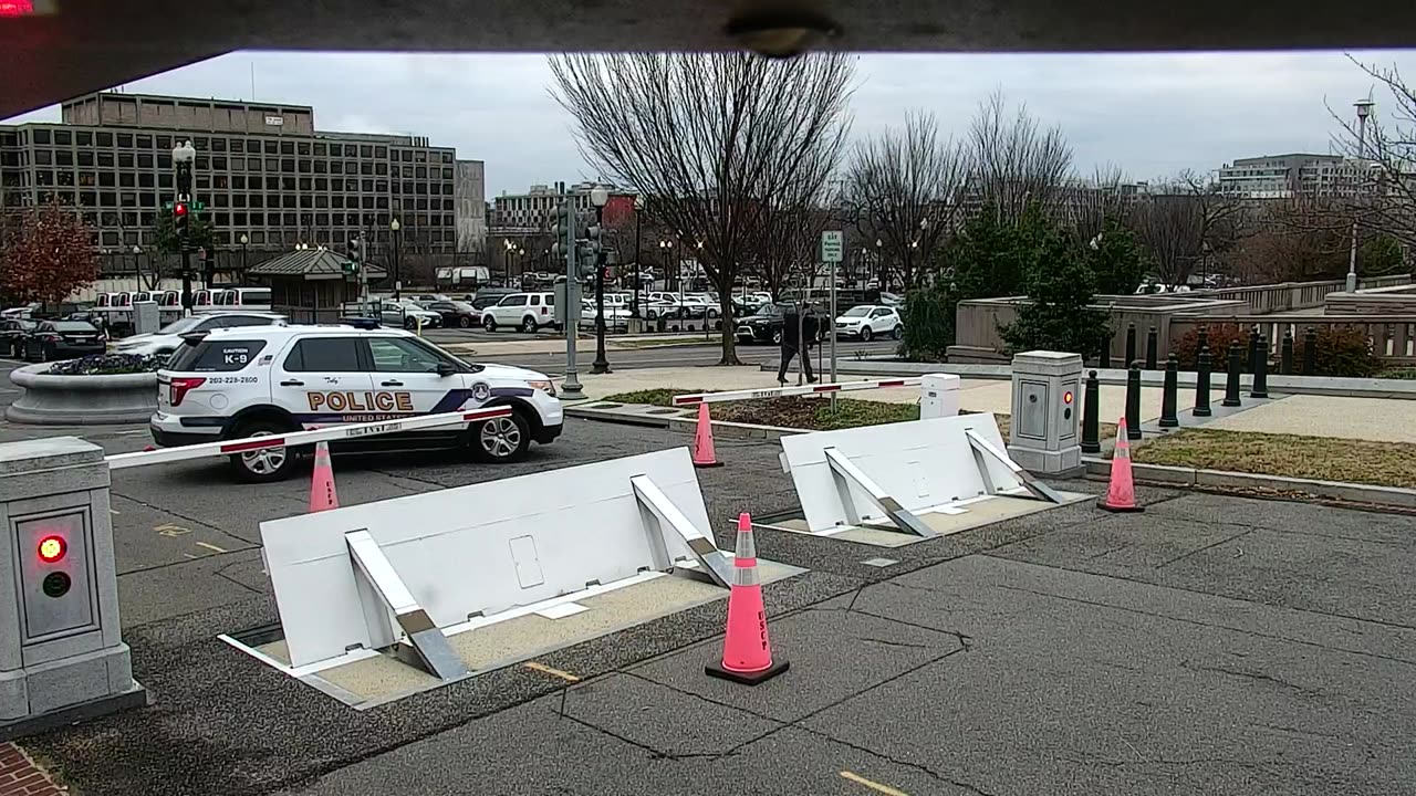 0754KIO00K10SCap-DSE_2021-01-06_08h20min01s047ms.mp4