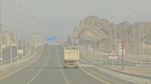 Mountains coming Dubai
