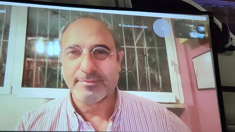 Franco Fracassi svela la nascita e il ruolo del termine "complottista".