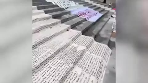 Harvard students spent 11 hours writing the names of over 7000 martyrs in Gaza