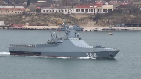 Supposedly sunk Russian warship returns to Sevastopol