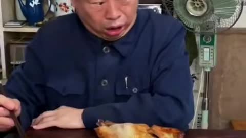 Electricity Shocked a Bird. Will the Chinese man eat it alive.?
