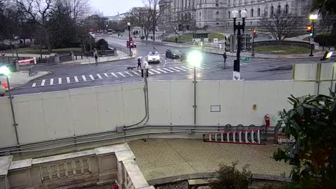 3449CHOB02NortheastScreeningExterior_2021-01-05_16h20min01s087ms.mp4