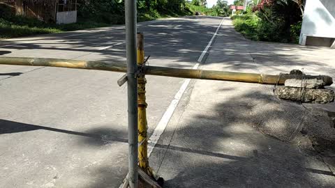 IMPROVISED BARRIER AT THE CHECKPOINT