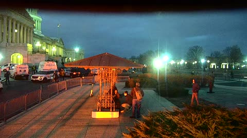0675USCG00HousePlaza_2021-01-06_17h16min38s080ms.mp4