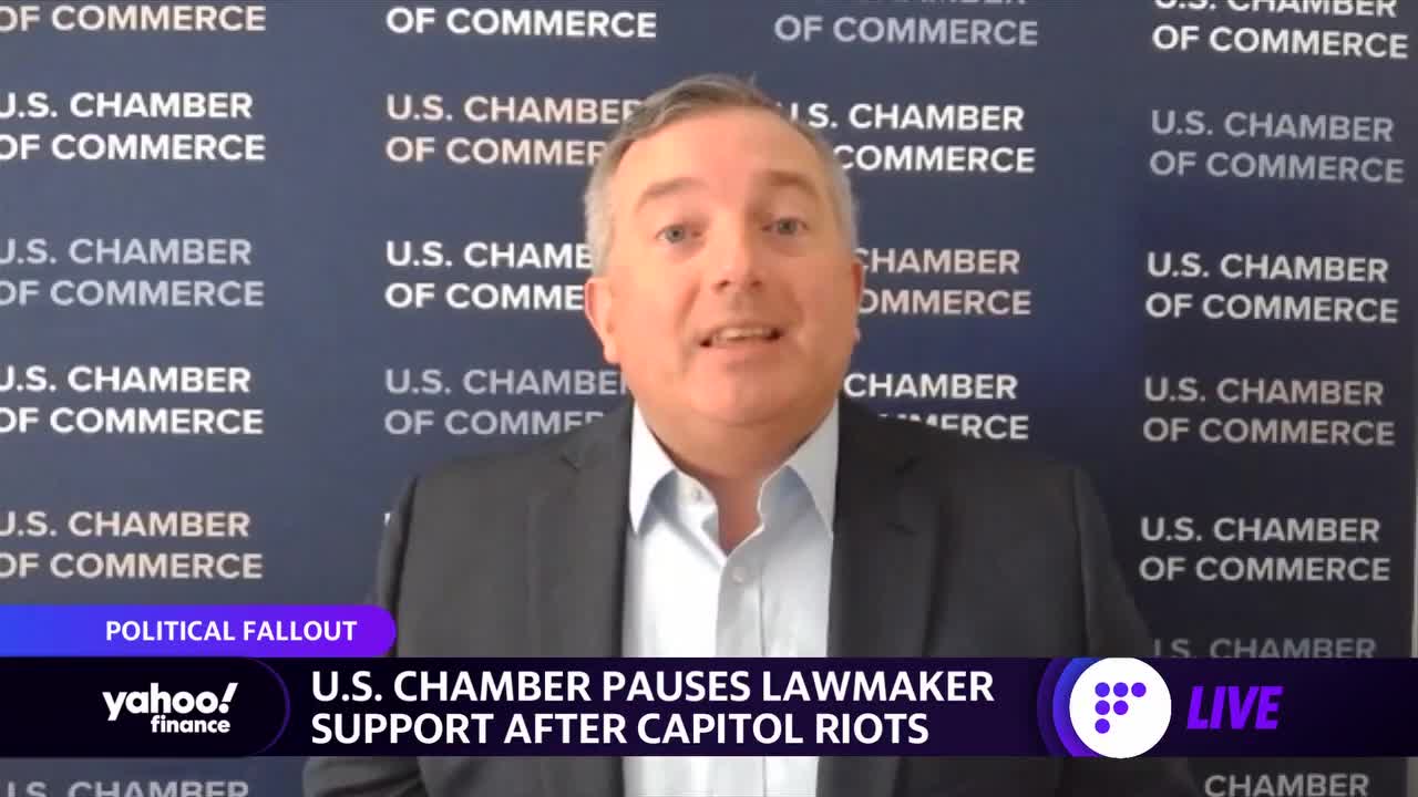 U S CAMERA DI COMMERCIO CONTRO TRUMP