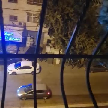 Isreali forc s shoot at vehicle near Qalandia military checkpoint